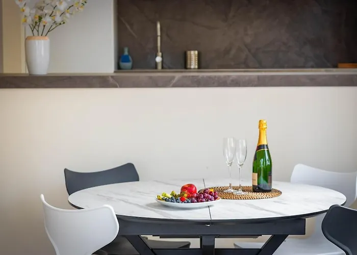 Julia Tenerife * Costa Adeje (Tenerife)