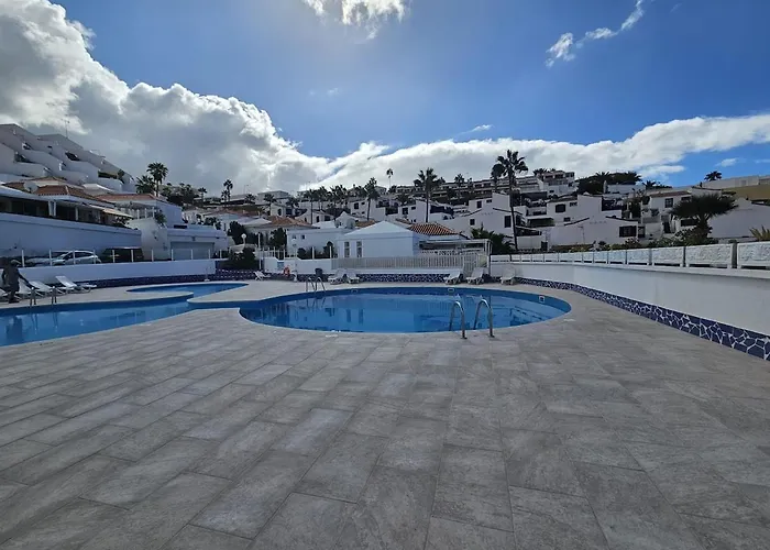 Julia Tenerife Apartament *