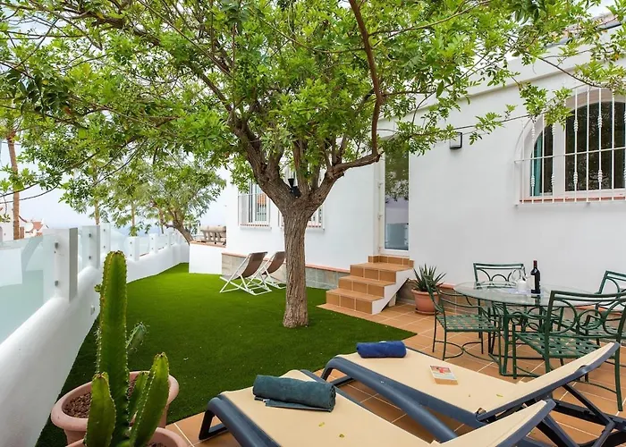 Julia Tenerife Costa Adeje (Tenerife)